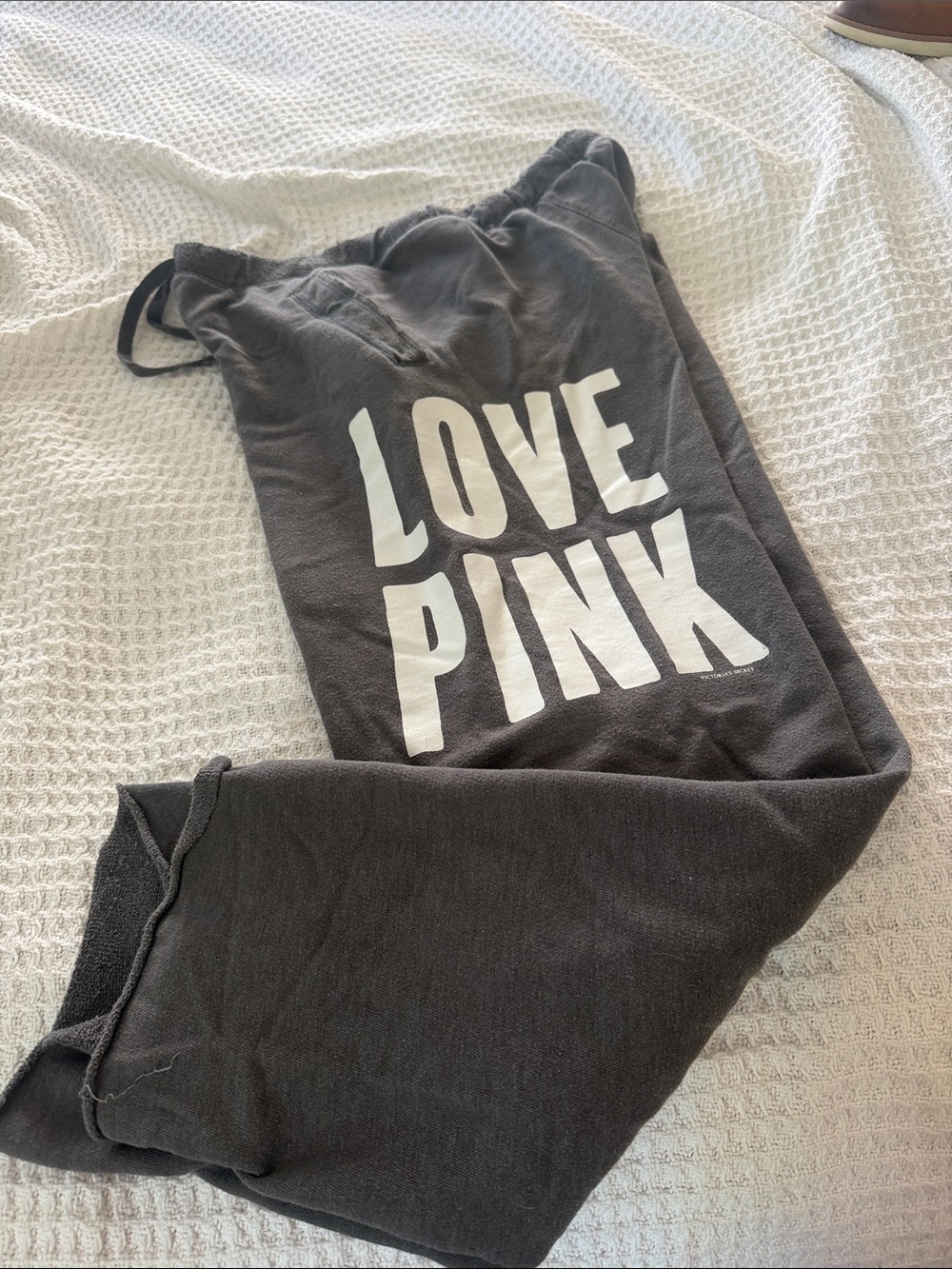 Victoria’s Secret LOVE PINK gray Lounge Pants